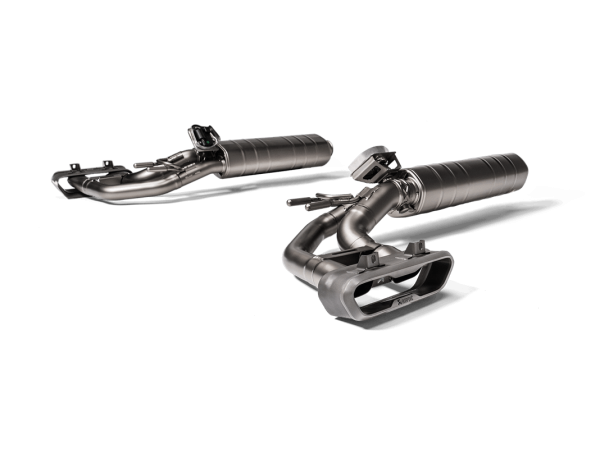 AKRAPOVIC MERCEDES-AMG G 63 (W463A) 4x4 Squared OPF 2024 Evolution Line (Titan)