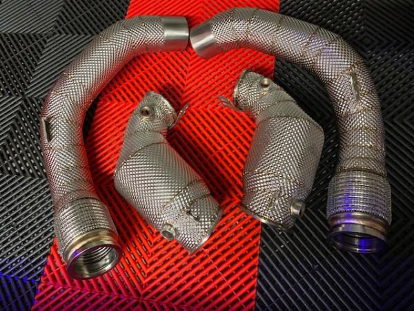 EXH Downpipe V4 BMW F90 M5 / F91 / F92 / F93 M8 S63M 200 Zellen 10/2020